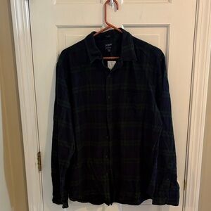 J. Crew men's xl Dark Plaid Button-Up Shirt Bnwt